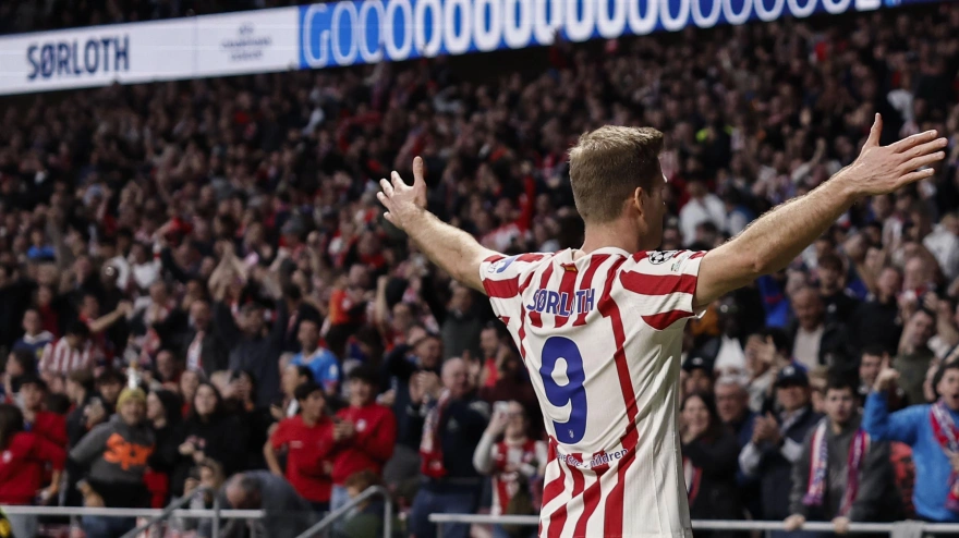 Sorloth celebra su gol, en el Atlético - Brujas