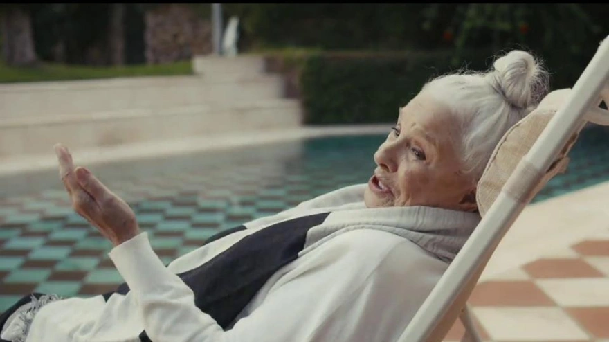 El balneario de Alange que se convierte en el protagonista inesperado de la entrevista a Lola Herrera