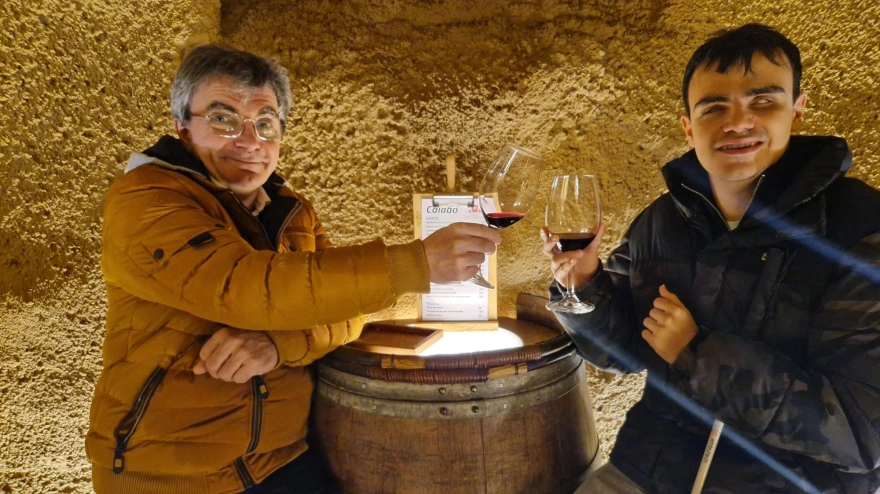 Vicente y Jorge, comparten fútbol y vino de Rioja