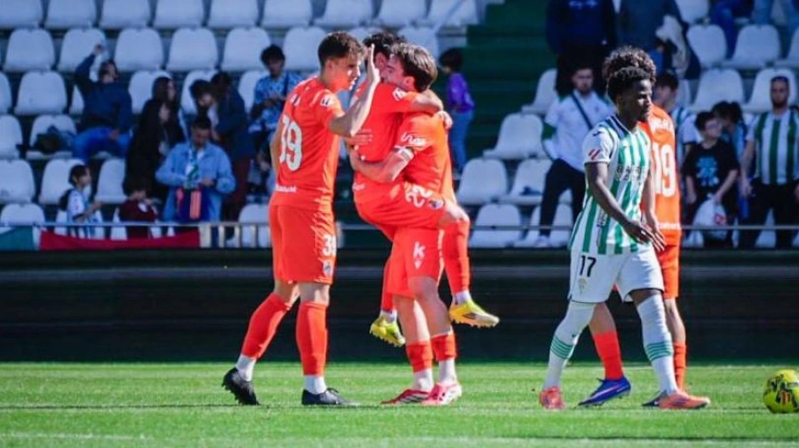 Los jugadores de la Real B celebran uno de los goles ante el Córdoba
