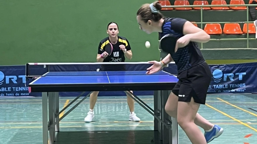 Hujase Jaén compite pero sucumbe ante la contundencia del UCAM Cartagena