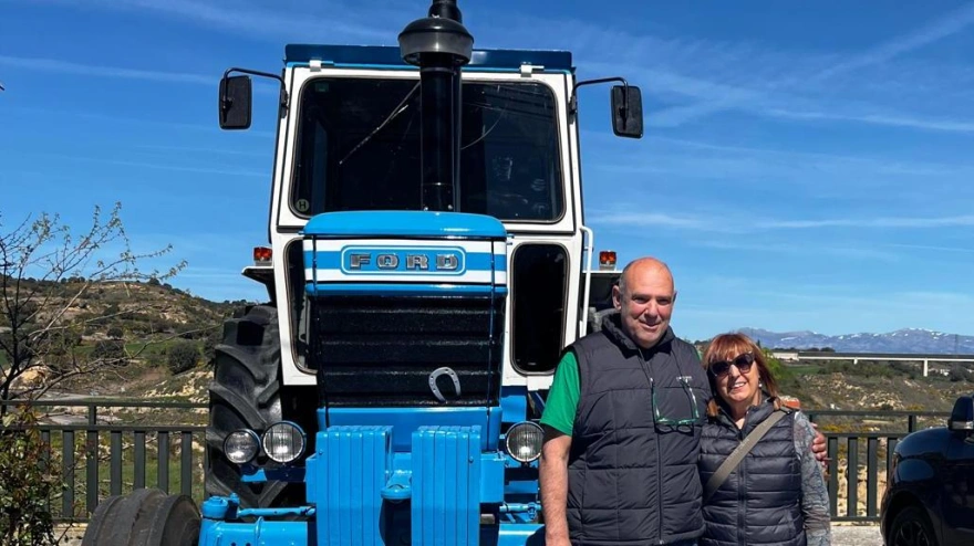 Eugenio e Isabel comparten la pasión por el tractor