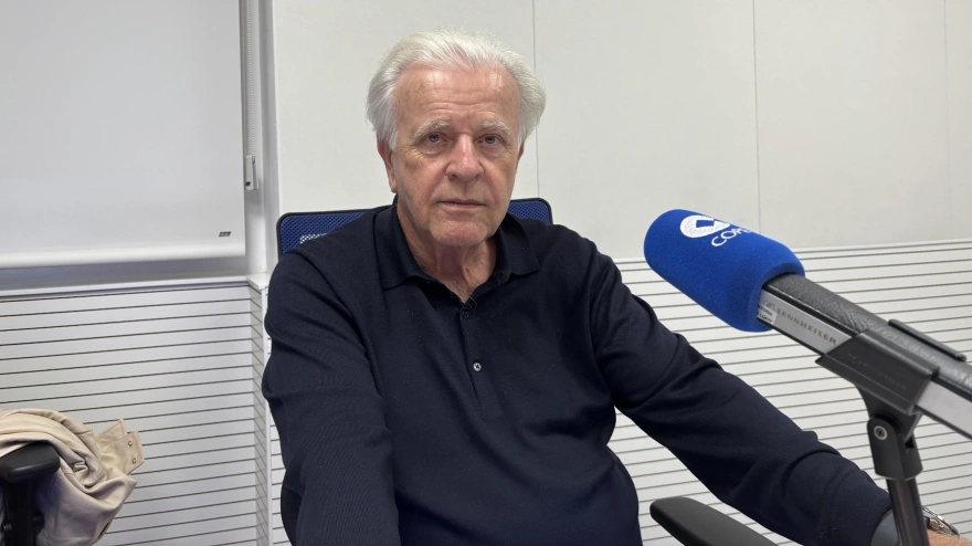 Nicolás Luca de Tena en los estudios de COPE