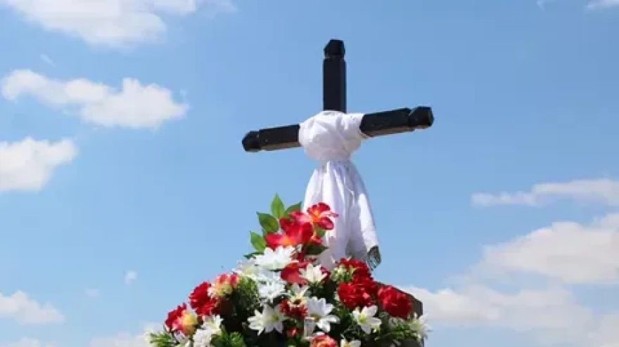 Villanueva de los Infantes florece con 30 Cruces de Mayo llenas de tradición