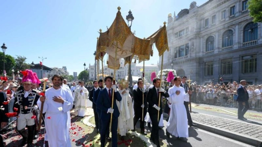 El Papa regresó el sábado a su actividad en el Vaticano tras su viaje apostólico a España