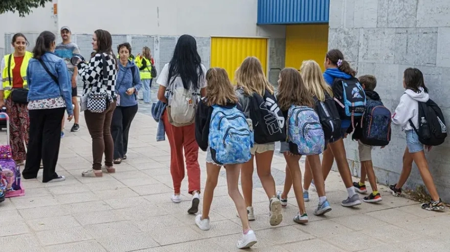 VUELTA AL COLE