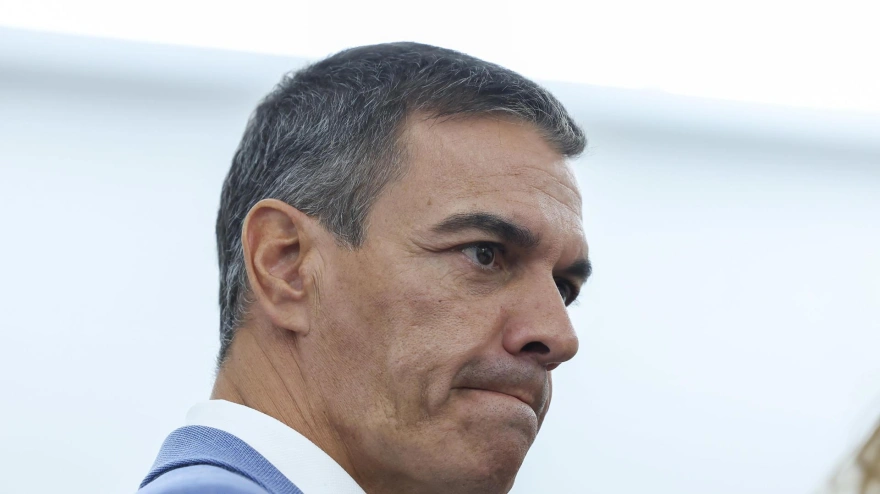 El presidente del Gobierno, Pedro Sánchez, inaugura la XXVI Asamblea del Consejo de la Juventud de España, en Madrid
