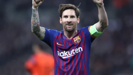 Fotografía de archivo del 03-10-2018 de Lionel Messi del Barcelona mientras celebra el tercer gol de su equipo.