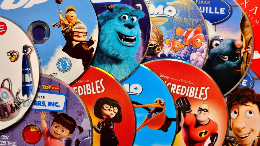 La expresión que utiliza una niña de seis años de una película de Pixar y que deja en blanco a su padre: "Le molesta mucho"