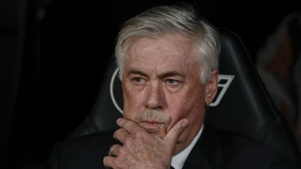 Ancelotti, en el banquillo, en el Real Madrid - Valencia