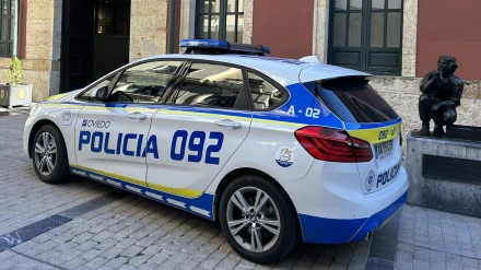 Coche de la Policía Local de Oviedo