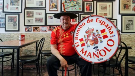 Manolo el del Bombo era el aficionado más famoso del fútbol español.