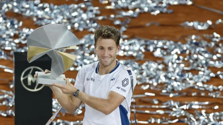 Casper Ruud, con el título del Mutua Madrid Open
