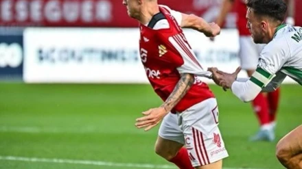 El Real Murcia pide penalti sobre Alcaina