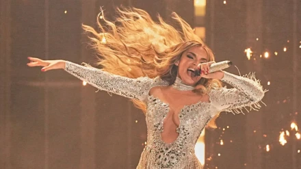 De coser por la noche en una gasolinera a vestir a Melody en Eurovisión