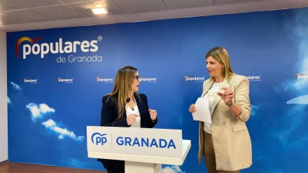 La diputada en Cortes Lourdes Ramírez y la senadora Inmaculada Hernández, del PP
