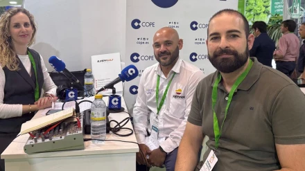 Francisco Javier Garcés (director comercial de Esemgas) y Federico Fuentes (director técnico Esemgas)