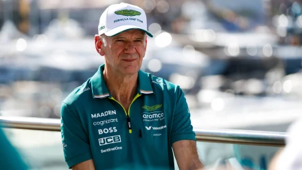 Adrian Newey, en Montecarlo con los colores de Aston Martin.