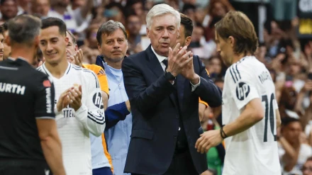 Luka Modric se retira ovacionado del Santiago Bernabéu