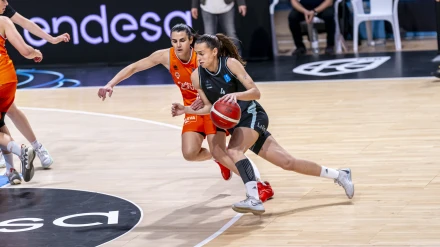 Alba Prieto refuerza el juego exterior de CB Jairis