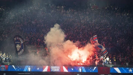 Seguidores del PSG, durante la celebración de la Champions