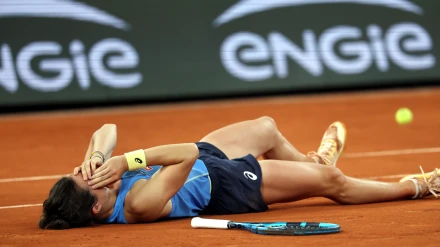 Lois Boisson celebra la victoria ante Andreeva y el pase a semifinales.