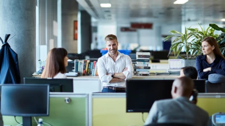 Trabajadores en una empresa