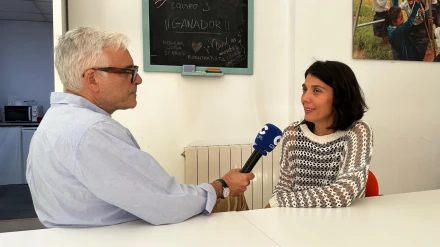 Fernando de Haro, en un centro de acogida a familias en riesgo de exclusión social