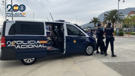 Agentes de la Policía Nacional han detenido en Dénia a un hombre de 31 años como presunto autor de 21 robos con fuerza