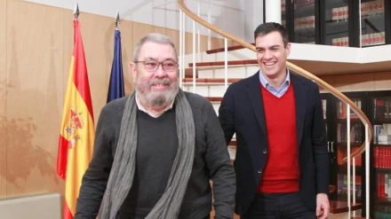Cándido Méndez, con Pedro Sánchez en una foto de archivo