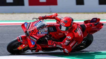 Marc Márquez batió el récord de Mugello y consiguió la pole número 100 de su carrera.