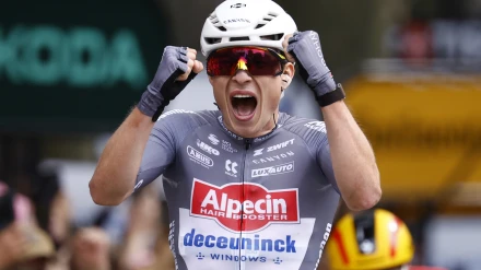 Jasper Philipsen, primer líder del Tour de Francia