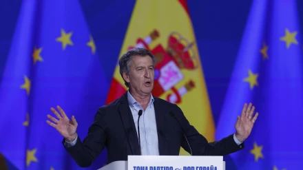El líder del PP, Alberto Núñez Feijóo, interviene en la sesión de clausura del XXI Congreso Nacional