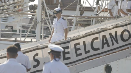 La princesa Leonor durante la llegada del buque-escuela ‘Juan Sebastián de Elcano’