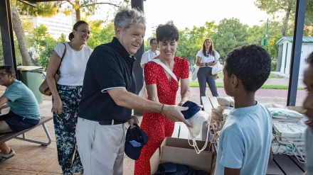 El presidente de la Diputación de Córdoba, Salvador Fuentes, en la recepción ofrecida a los participantes del programa en la Ciudad de los NiñosLa Diputación de Córdoba vuelve a poner de manifiesto su solidaridad con la población infantil saharaui participando, un año más, en el programa 'Vacaciones en Paz 2025', iniciativa promovida por la Asociación de Amigos de los Niños Saharauis (Acansa) que este año trae a la provincia a más de 150 menores procedentes de los campamentos de Tindouf (Argelia).POLITICA DIPUTACION DE CÓRDOBA