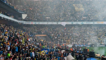 Interior del estadio del Fenerbahçe, el Şükrü Saracoğlu