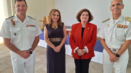 Maria Rivas asistió al acto de relevo en Ferrol