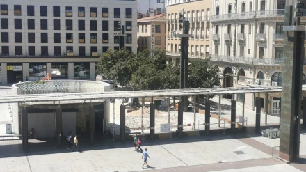 El edificio de El Cubo ha sido derribado en la Plaza del Pilar