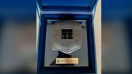 El detalle del Real Madrid en el homenaje a Santi Cazorla