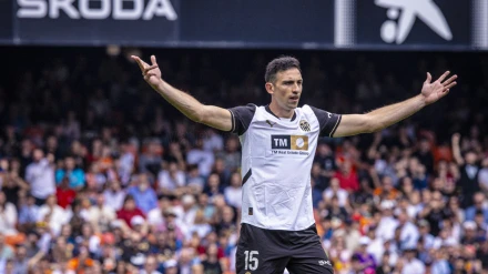 César Tárrega renovará con el Valencia hasta 2030
