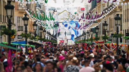 Feria de Málaga 2025: así quedan los horarios, el transporte y lo que no podrás hacer, según el bando de Francisco de la Torre