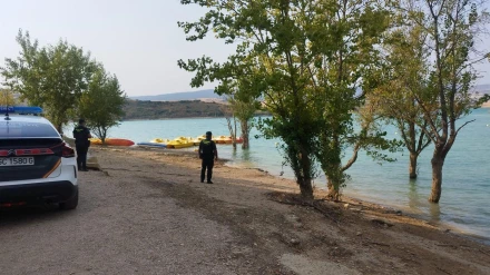 Fallece un joven logroñés de 17 años tras sufrir un ahogamiento en el pantano de Alloz