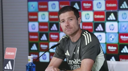 Xabi Alonso en rueda de prensa