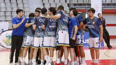 Fase Final Tercera FEB (Ascenso a Seunda FEB) en el Palacio de los Deportes de Gijón el 22 de mayo de 2025.DM Group Mollet VS Sercomosa Molina Basket(Foto: Luis Manso)