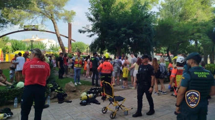 Varias personas atrapadas en un ascensor por un incendio en un hotel de Port d'Alcúdia