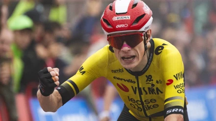 Jonas Vingegaard conquistó su segundo triunfo de etapa en lo que va de Vuelta.