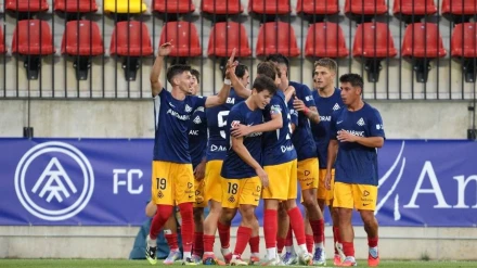 El Andorra celebrando el gol ante el Burgos