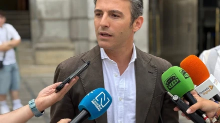 El secretario general del PP de Granada, Jorge Saavedra