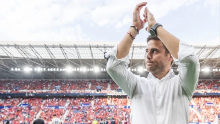 Alessio Lisci, entrenador de Osasuna, en El Sadar