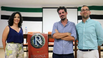 De izquierda a derecha, los investigadores del Departamento de Prehistoria y Arqueología de la UGR responsables de este estudio: Araceli Cristo Ropero, Pablo González Zambrano y Javier Martínez JiménezPOLITICA ANDALUCÍA ESPAÑA EUROPA EXTREMADURA ESPAÑA EUROPA GRANADA AUTONOMÍAS BADAJOZUGR